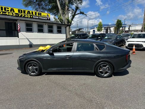 Used 2025 Kia K4 image 6