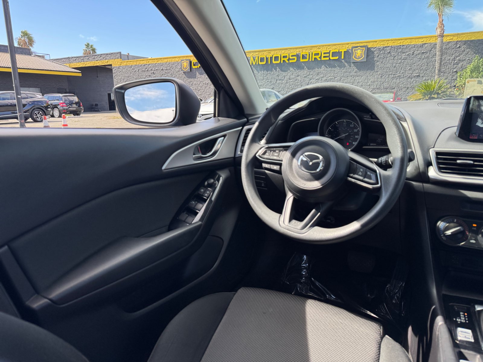 Used 2017 MAZDA MAZDA3 Sport FWD image 17