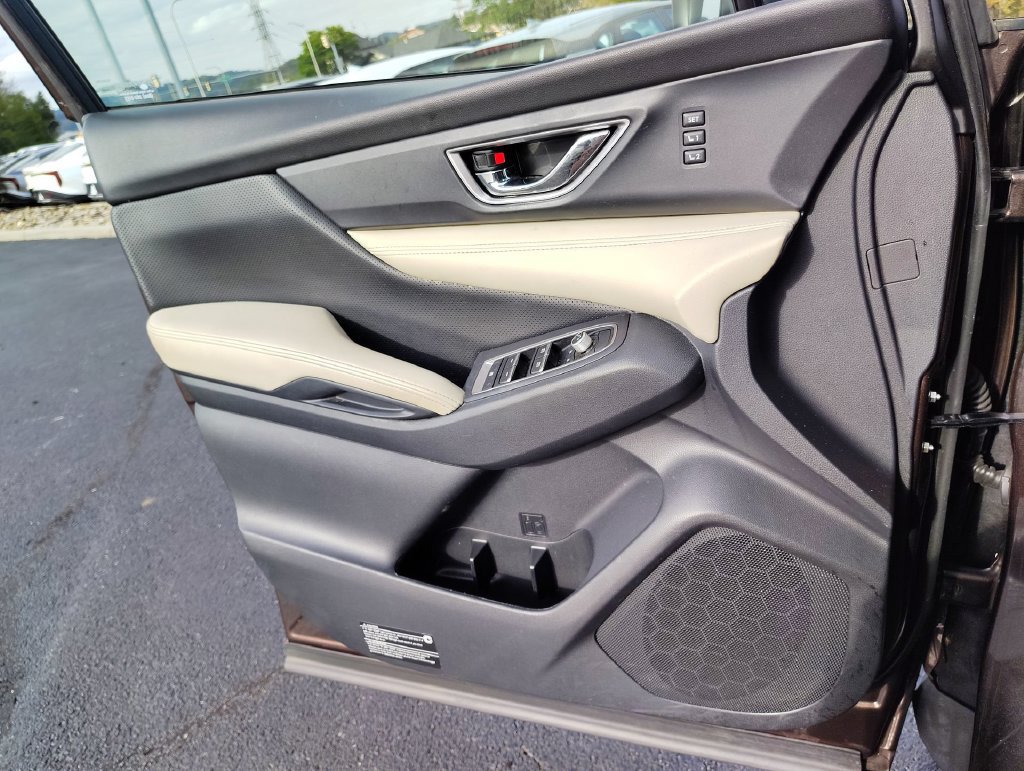 Used 2019 Subaru Ascent Limited AWD/4WD image 19