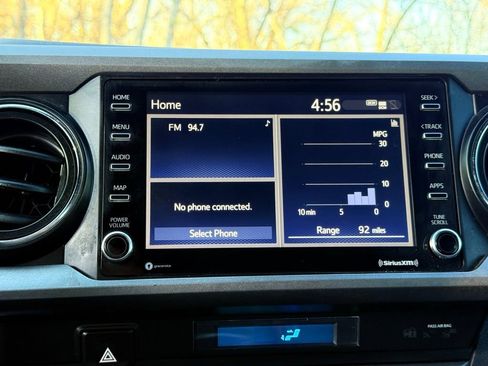 Used 2021 Toyota Tacoma TRD Off-Road image 14