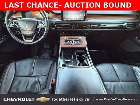 Used 2020 Lincoln Aviator Reserve w/ Equipment Group 201A image 11