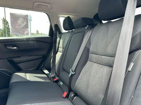 Used 2025 Nissan Rogue SV AWD/4WD image 22