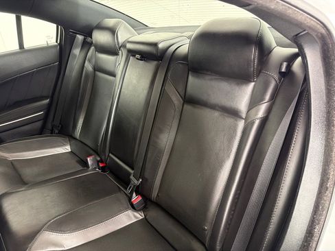 Used 2018 Dodge Charger GT image 22