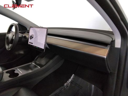Used 2021 Tesla Model Y Long Range image 29