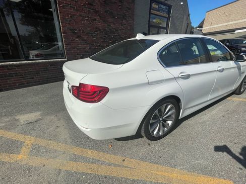 Used 2016 BMW 528i xDrive Sedan image 3
