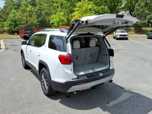 Used 2019 GMC Acadia SLT w/ LPO, Cargo Package FWD image 15