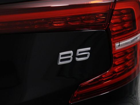 Certified 2023 Volvo S60 B5 Core w/ Climate Package FWD image 20