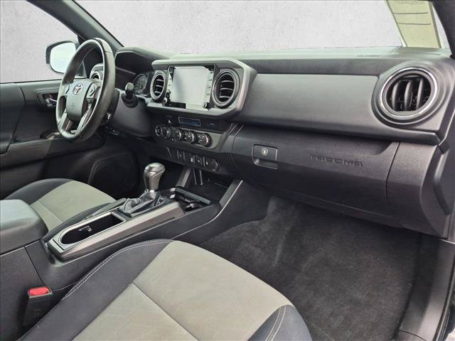Used 2021 Toyota Tacoma TRD Off-Road AWD/4WD image 20