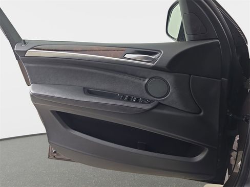 Used 2012 BMW X5 xDrive35i image 29