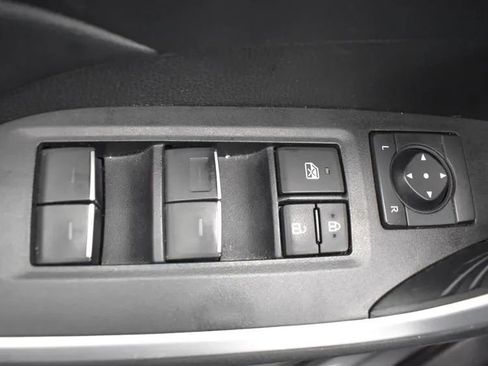 Used 2024 Toyota RAV4 XLE image 21