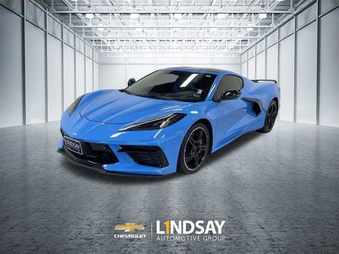 Used 2021 Chevrolet Corvette Stingray Premium Cpe w/ Z51 Performance Package image 1