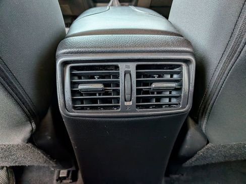 Used 2022 Nissan Rogue Sport SV FWD image 32