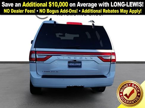 Used 2017 Lincoln Navigator Select image 5