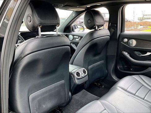Used 2021 Mercedes-Benz C 300 4MATIC Sedan image 28