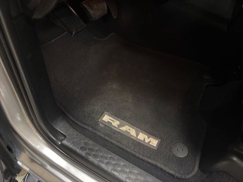 Used 2024 RAM 2500 Big Horn image 27