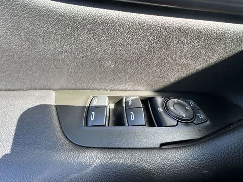 Used 2021 Chevrolet Blazer LT FWD image 13