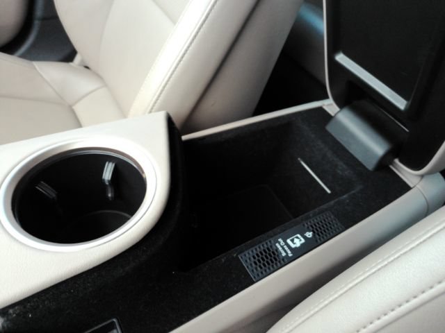 Used 2022 Porsche Taycan RWD image 48