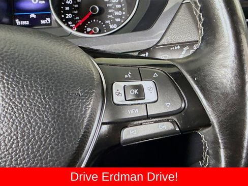 Used 2020 Volkswagen Tiguan SE R-Line FWD image 14