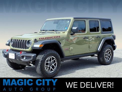Used 2025 Jeep Wrangler Unlimited Rubicon w/ Convenience Group image 1