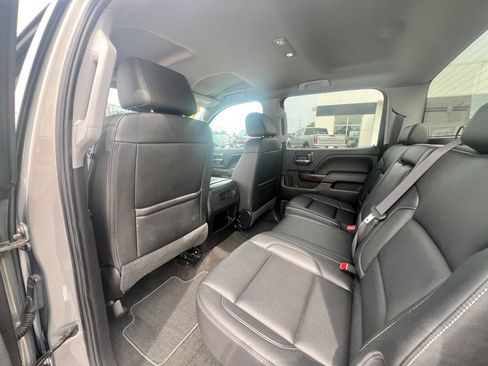Used 2017 GMC Sierra 1500 SLT w/ SLT Premium Package AWD/4WD image 29