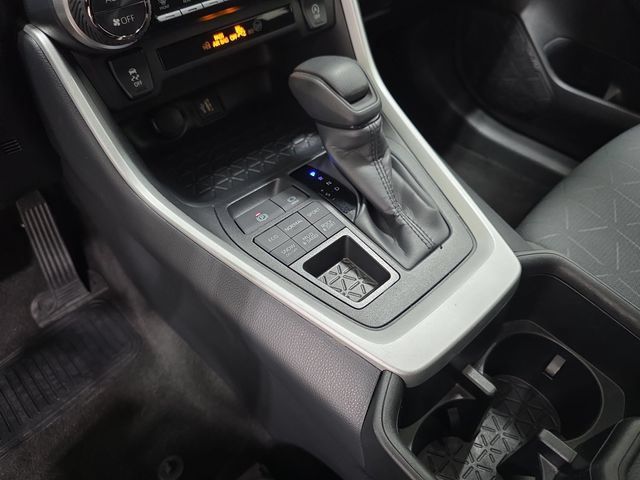 Certified 2025 Toyota RAV4 XLE AWD/4WD image 22