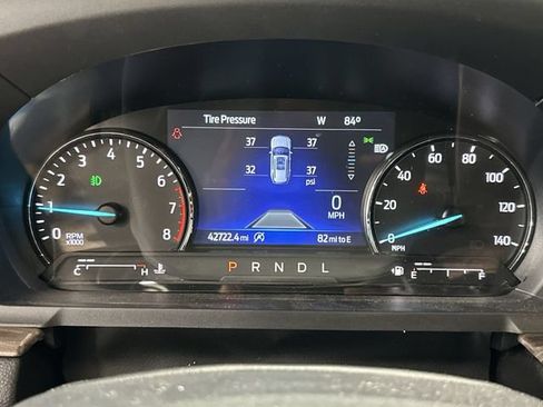 Used 2021 Ford Explorer Limited w/ Equipment Group 301A AWD/4WD image 14
