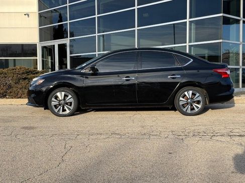 Used 2019 Nissan Sentra SV w/ Special Edition Package image 6