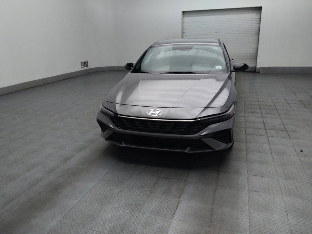 Used 2025 Hyundai Elantra Sport FWD image 15