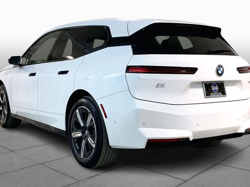 New 2026 BMW iX xDrive45 image 12