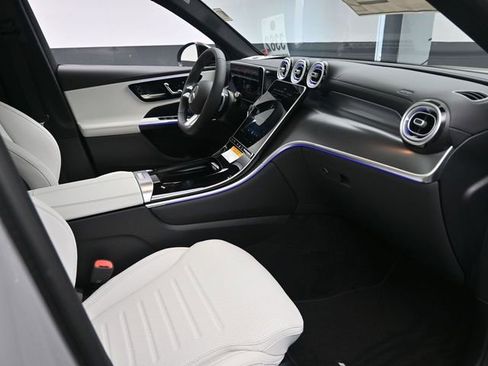 New 2026 Mercedes-Benz GLC 300 image 30