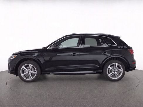 Used 2023 Audi Q3 2.0T Premium Plus w/ Premium Plus Package AWD/4WD image 3