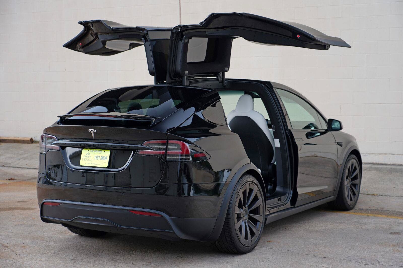 Used 2022 Tesla Model X AWD/4WD image 53