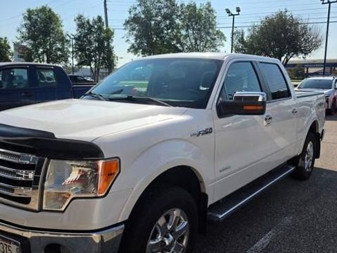 Used 2013 Ford F150 Lariat w/ Lariat Chrome Pkg AWD/4WD image 2