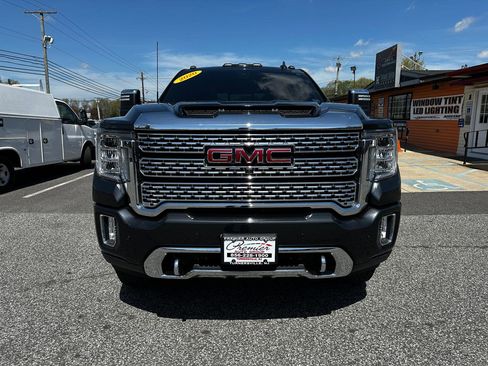 Used 2020 GMC Sierra 2500 Denali w/ Denali Ultimate Package AWD/4WD image 2