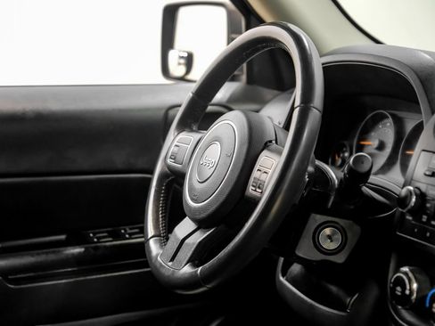 Used 2017 Jeep Patriot Sport w/ Power Value Group FWD image 20