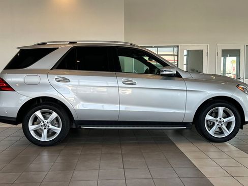 Used 2018 Mercedes-Benz GLE 350 4MATIC image 3