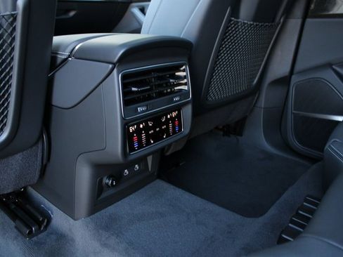New 2026 Audi Q8 Premium Plus image 22