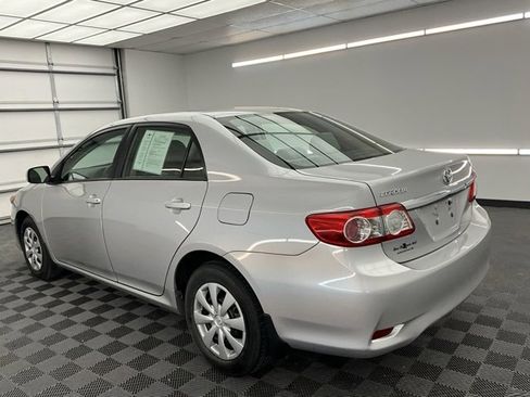 Used 2011 Toyota Corolla LE image 19