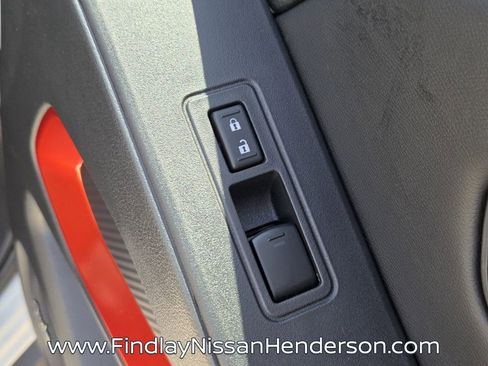 Used 2025 Nissan Frontier Pro-X w/ Pro Convenience Package image 17