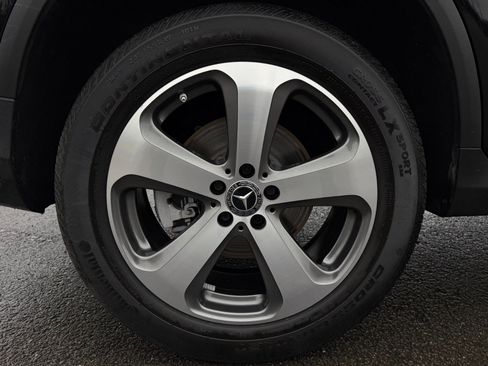 Used 2023 Mercedes-Benz GLC 300 4MATIC Coupe image 45