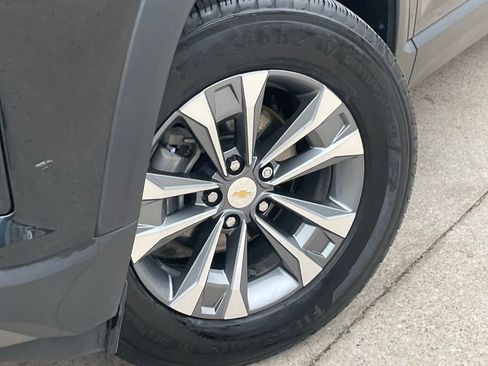 Used 2025 Chevrolet Equinox LT w/ Convenience Package II FWD image 8