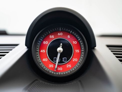 Certified 2023 Porsche 911 Turbo image 31