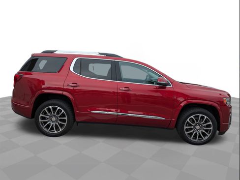 Certified 2022 GMC Acadia Denali w/ Denali Technology Package image 3