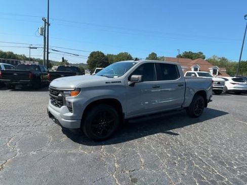 Used 2024 Chevrolet Silverado 1500 Custom AWD/4WD image 4