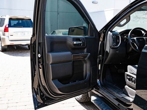 Used 2021 Chevrolet Silverado 1500 RST image 25