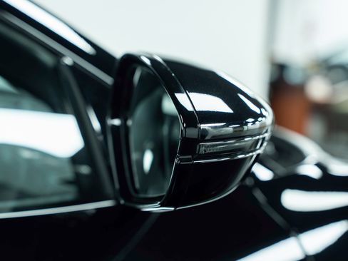 New 2025 Lotus Emira image 14