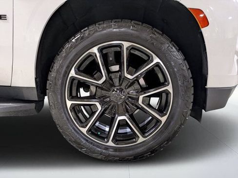 Used 2021 Chevrolet Tahoe RST AWD/4WD image 10