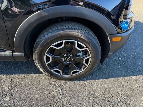 Used 2025 Ford Bronco Sport Outer Banks w/ Outer Banks Tech Package+ image 29