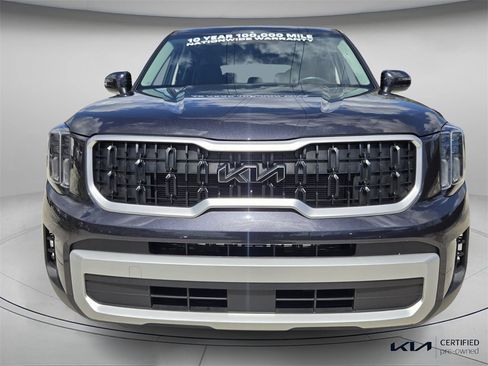 Certified 2025 Kia Telluride LX image 5
