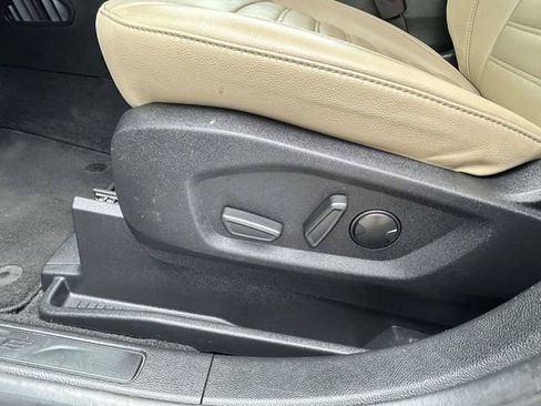 Certified 2024 Ford Edge SEL AWD/4WD image 11